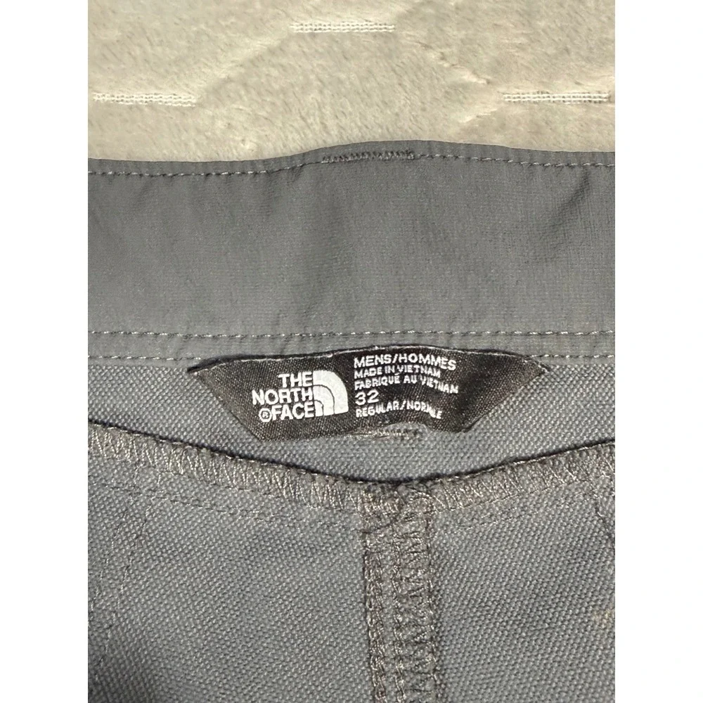 The North Face Mens Gray Hiking Camping Fishing Shorts Size 32 Utility Cargo